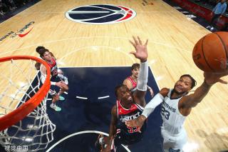 评他缺乏对 评他缺乏对